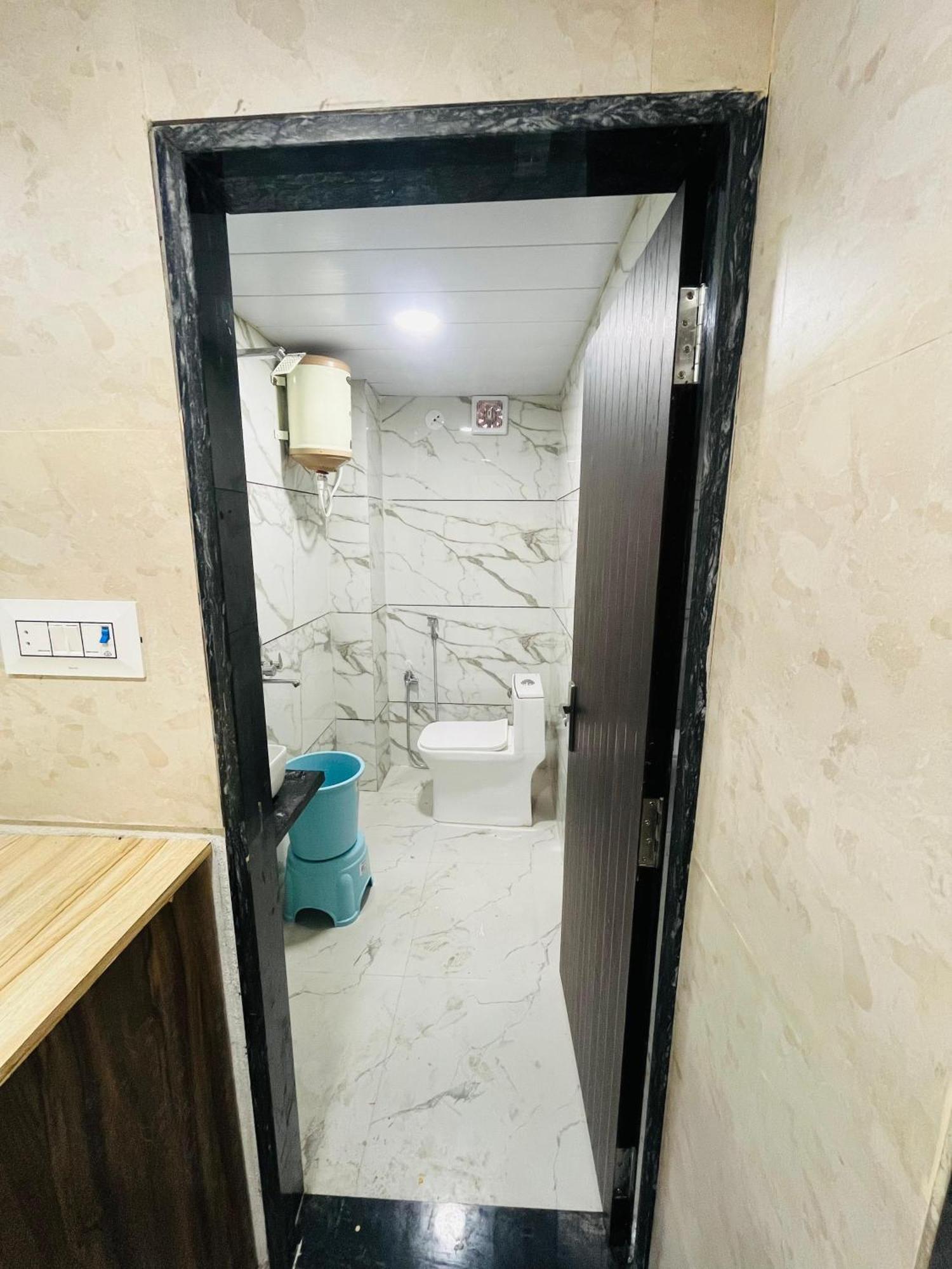 Hotel Sk Tower Ujjain Extérieur photo